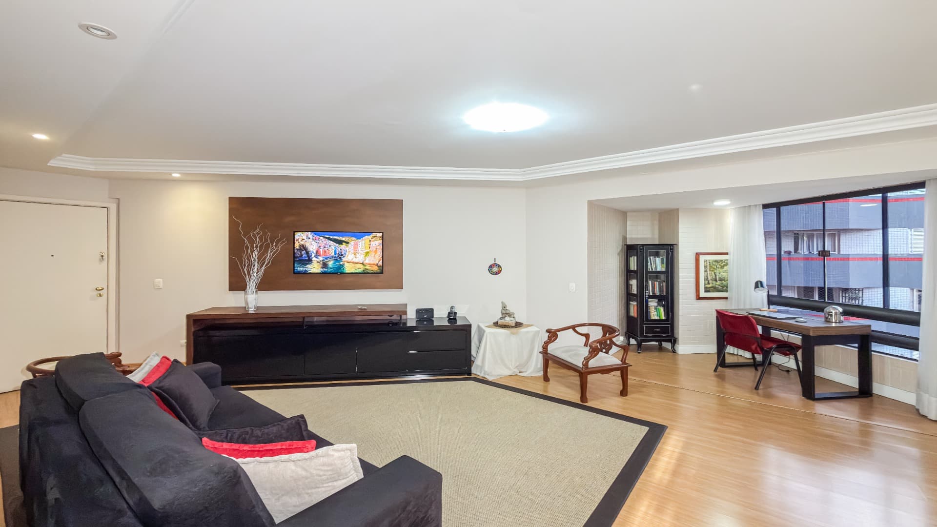 APARTAMENTO 2 QUARTOS 2 VAGAS NO ÁGUA VERDE (1 / 23)