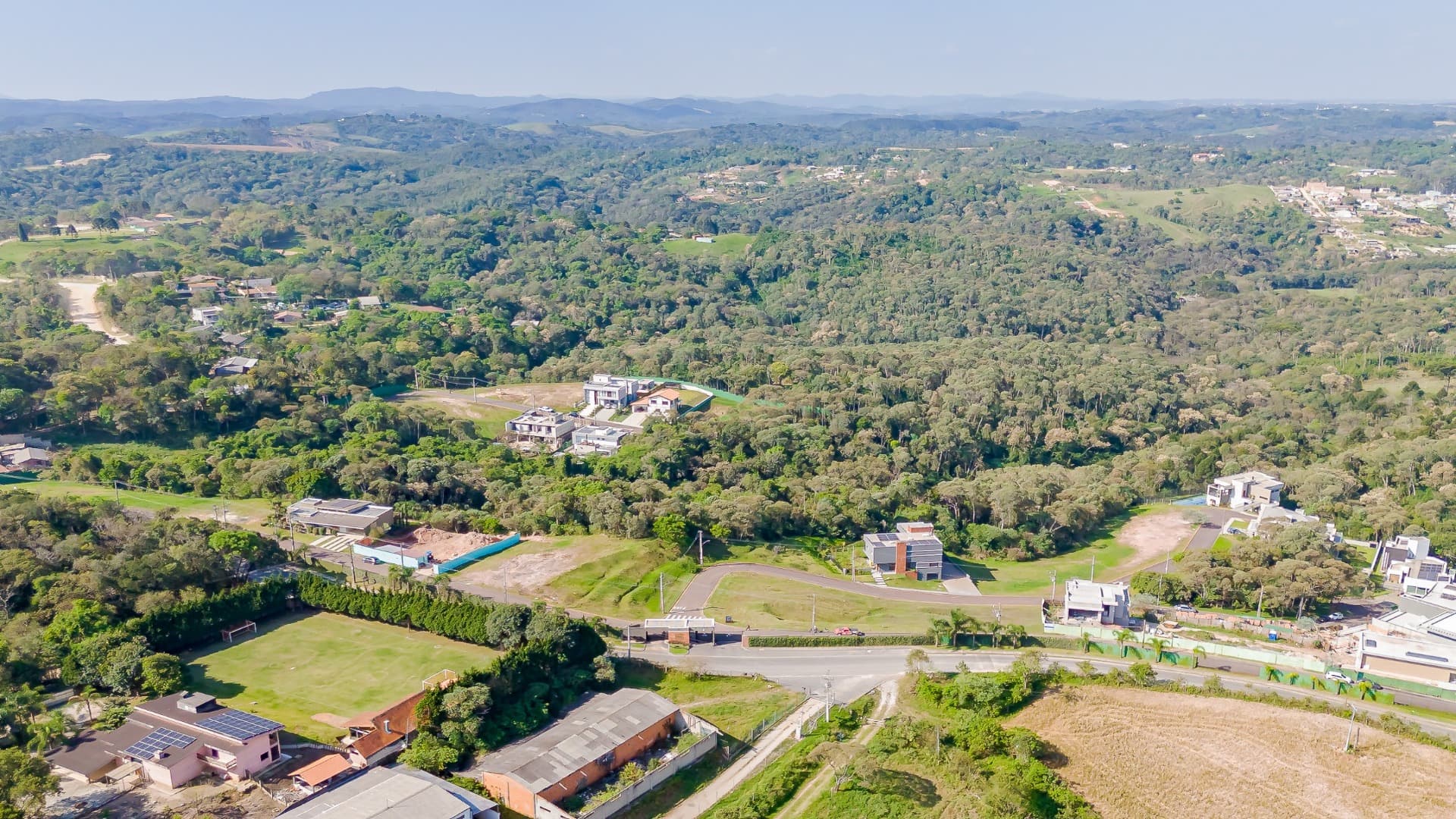 TERRENO EM CONDOMÍNIO FECHADO GAIA (4 / 54)